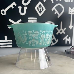 Vintage Butterprint PYREX- 473